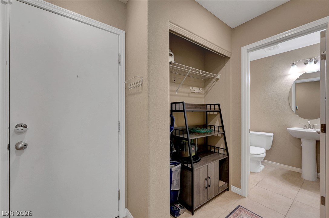8742 Brindisi Park Avenue Las Vegas NV 89148