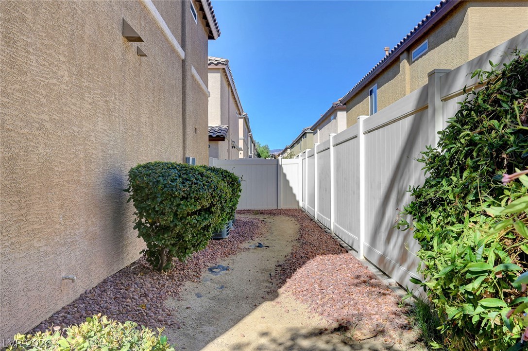 8742 Brindisi Park Avenue Las Vegas NV 89148