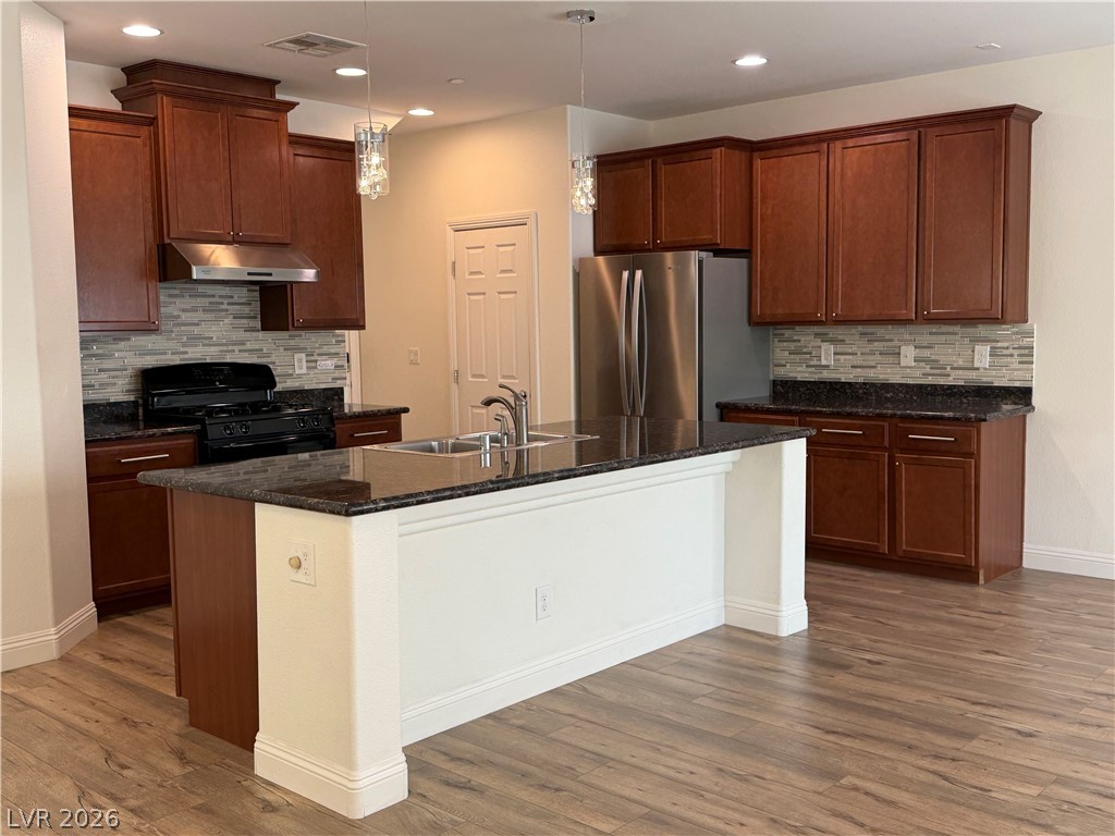 4 Ladasa Court Henderson NV 89074