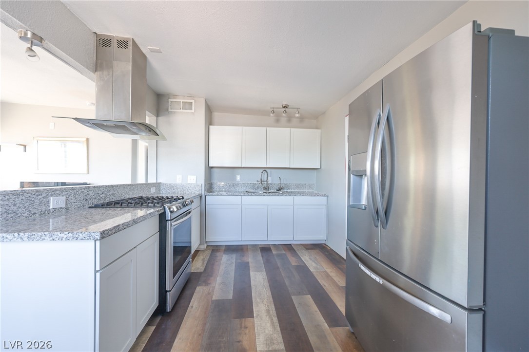 2125 East Oakey Boulevard Las Vegas NV 89104