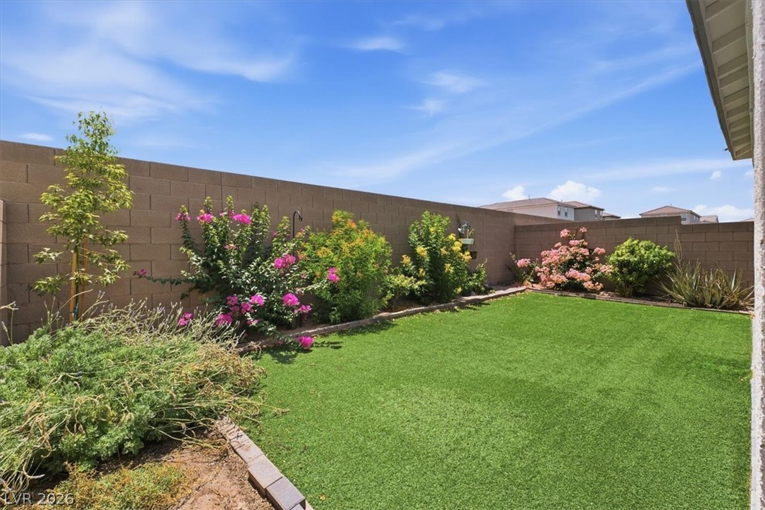 4423 Frias Falls Avenue Las Vegas NV 89141