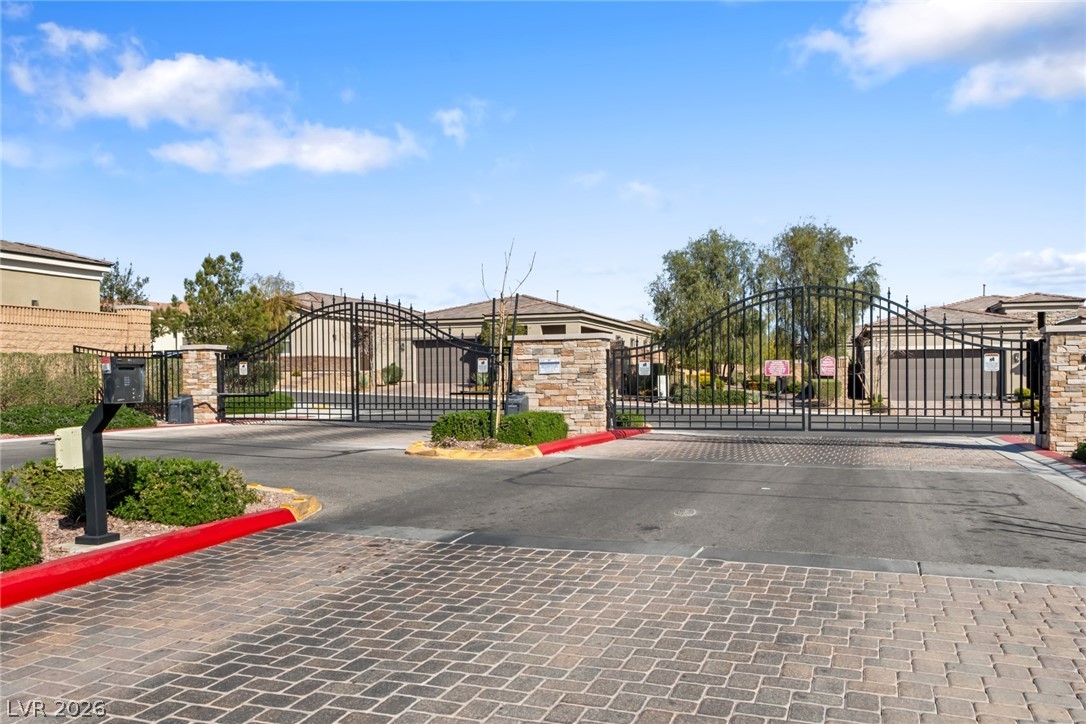 8657 Hartmont Street Las Vegas NV 89166