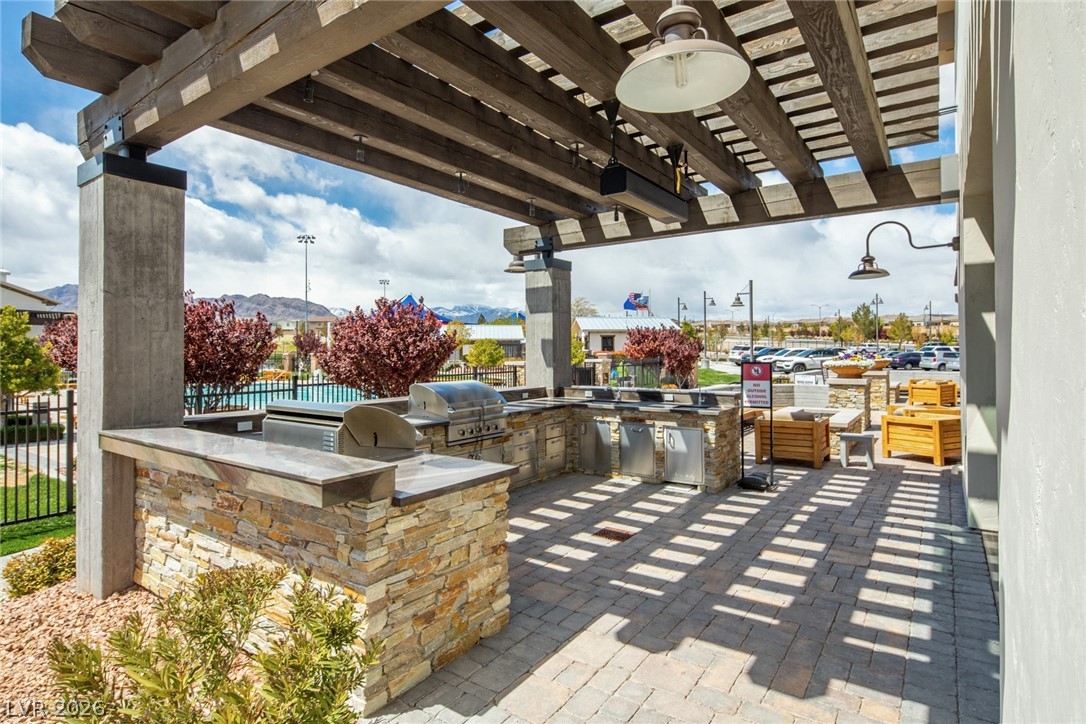 8657 Hartmont Street Las Vegas NV 89166
