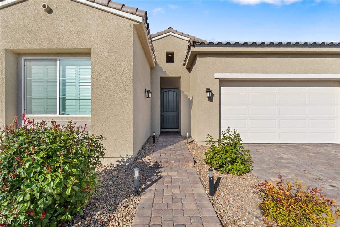 8657 Hartmont Street Las Vegas NV 89166