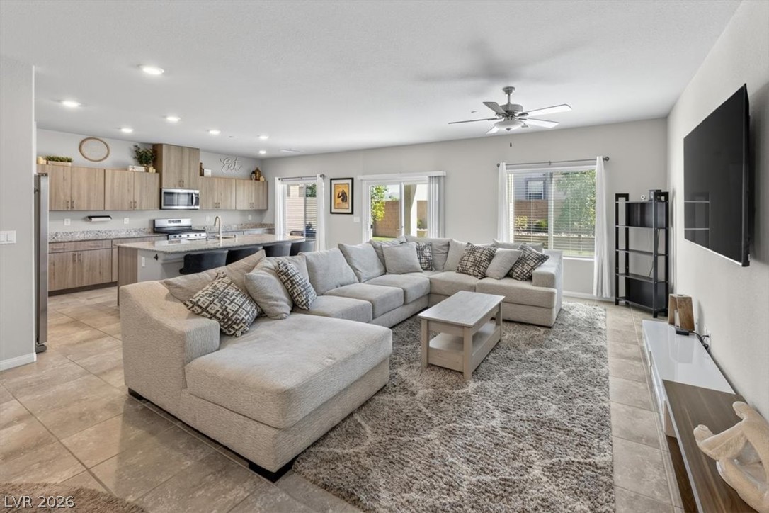 7180 Woodrow Ranch Street Las Vegas NV 89166