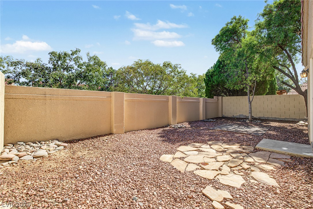 1816 Glenwillow Drive Las Vegas NV 89117