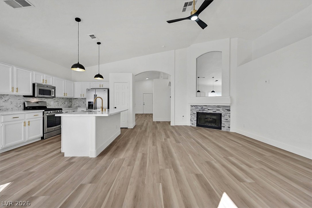 8433 Sea Glen Drive Las Vegas NV 89128