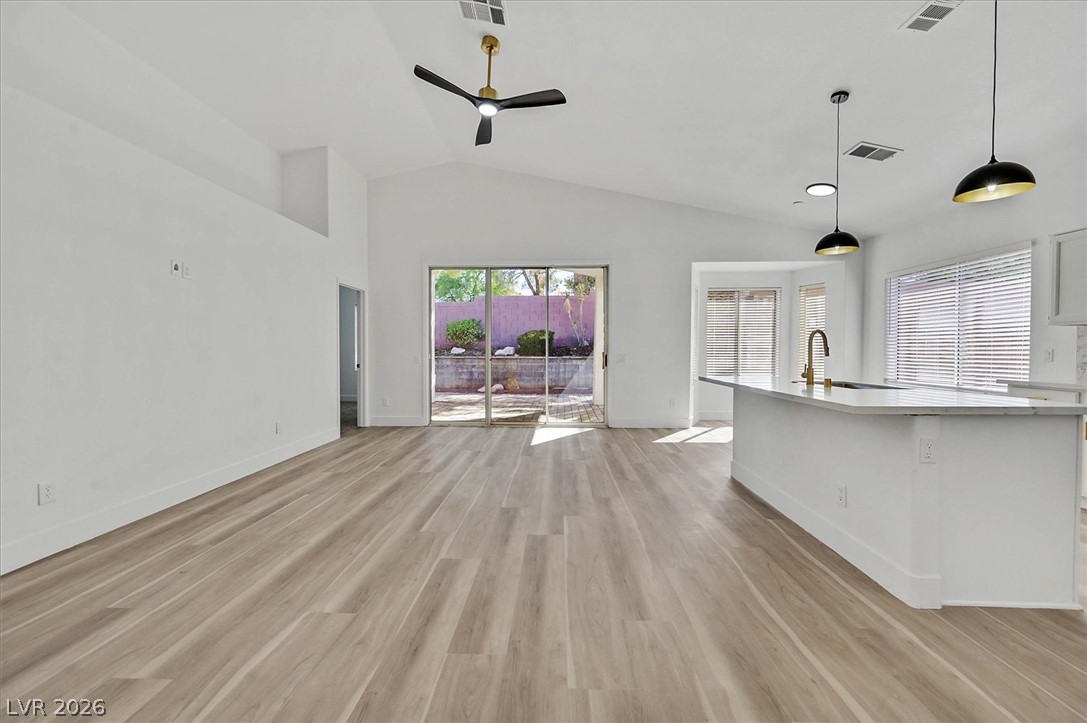 8433 Sea Glen Drive Las Vegas NV 89128