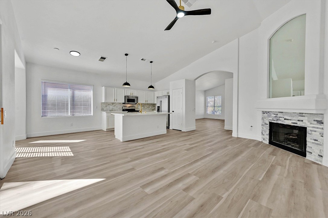 8433 Sea Glen Drive Las Vegas NV 89128