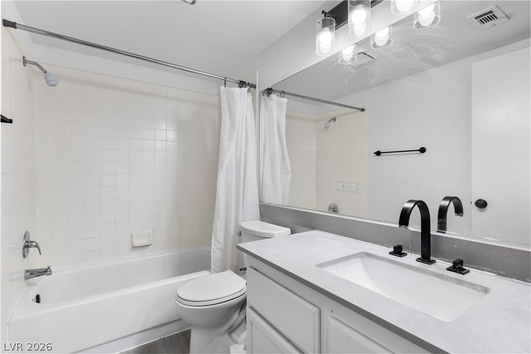 2066 Glistening Sands Drive Las Vegas NV 89119