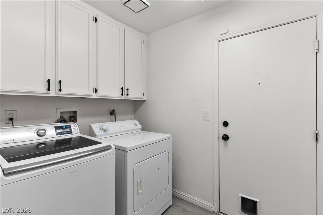 2066 Glistening Sands Drive Las Vegas NV 89119