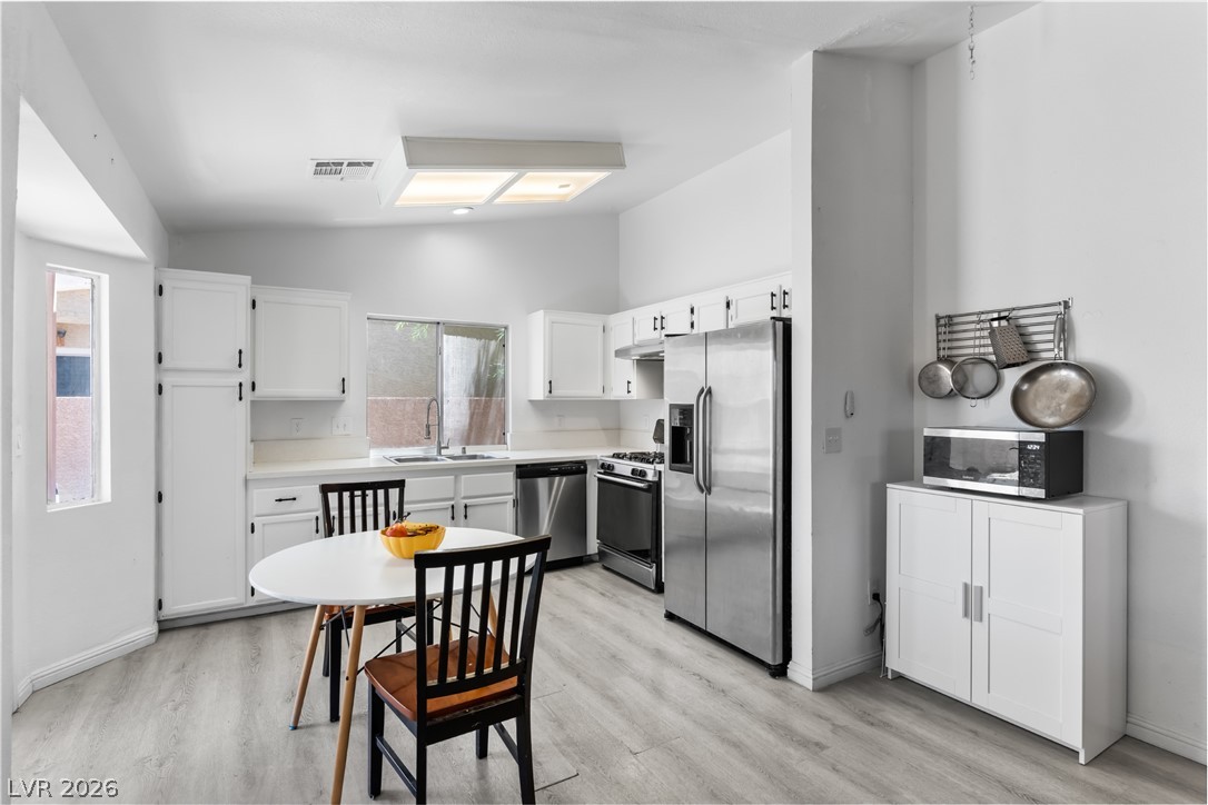 2066 Glistening Sands Drive Las Vegas NV 89119