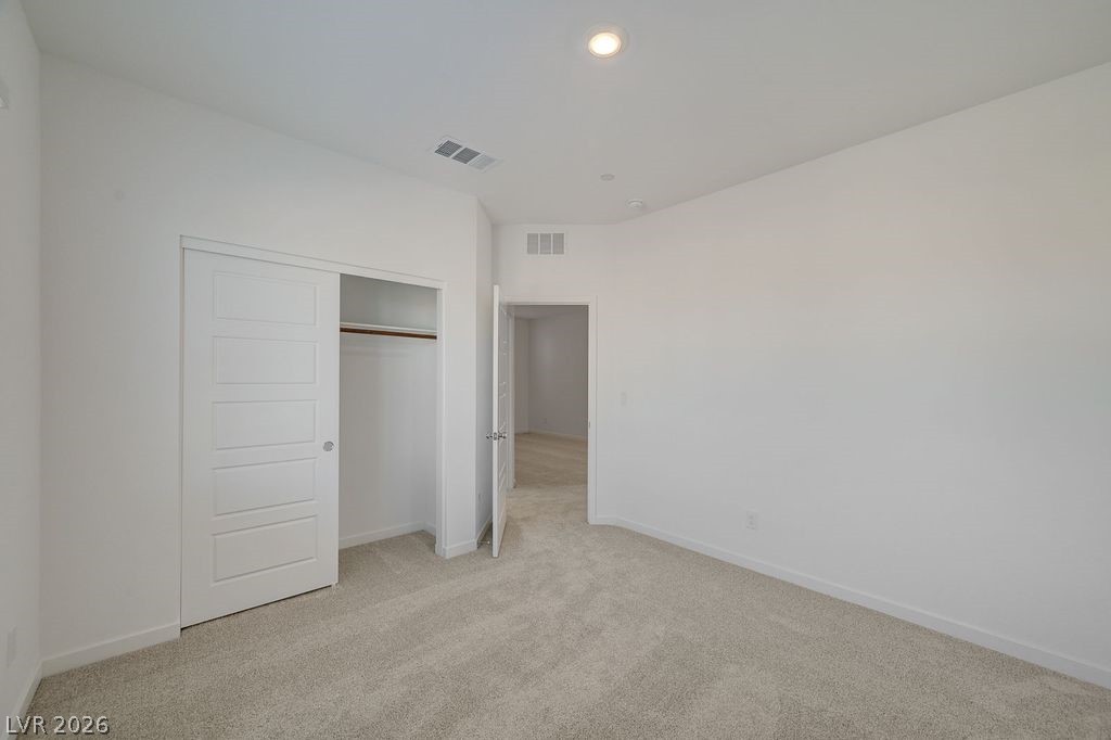 553 Preston Crest Street Henderson NV 89011