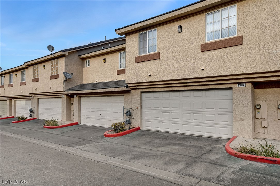 1302 Dusty Creek Street Las Vegas NV 89128