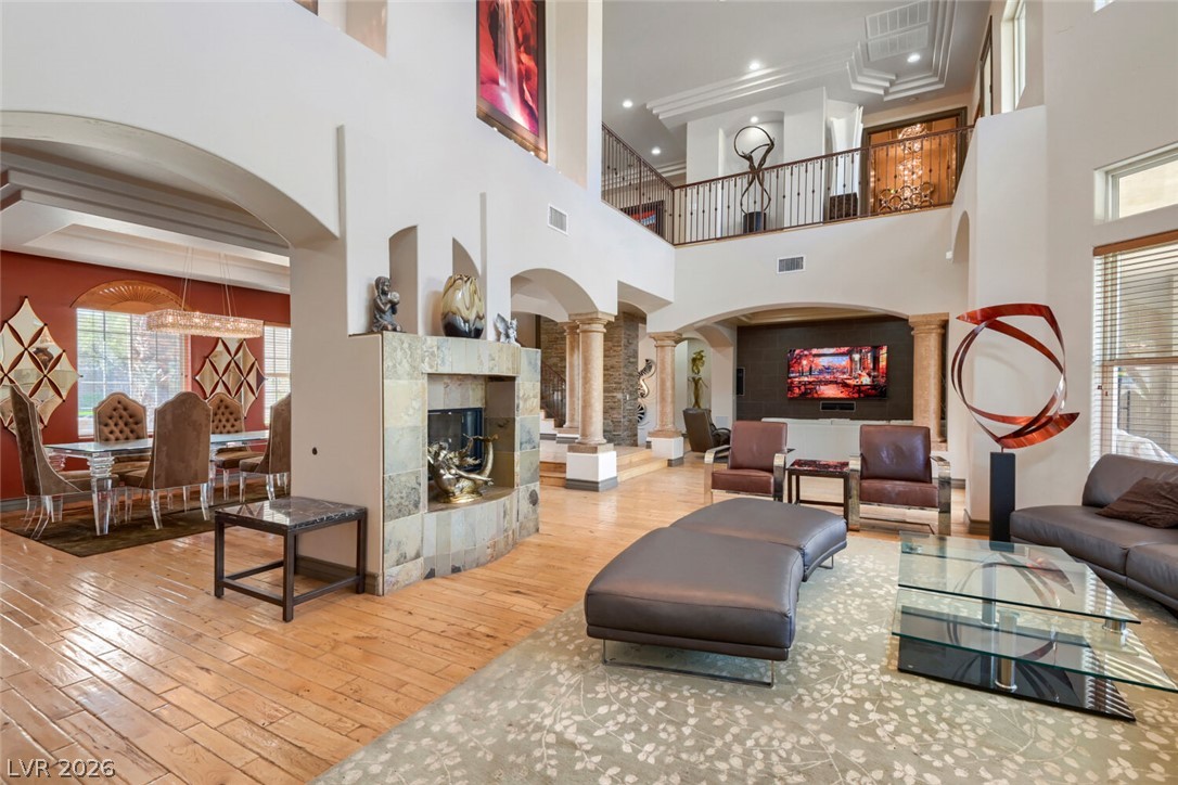 2010 Shenley Court Las Vegas NV 89117