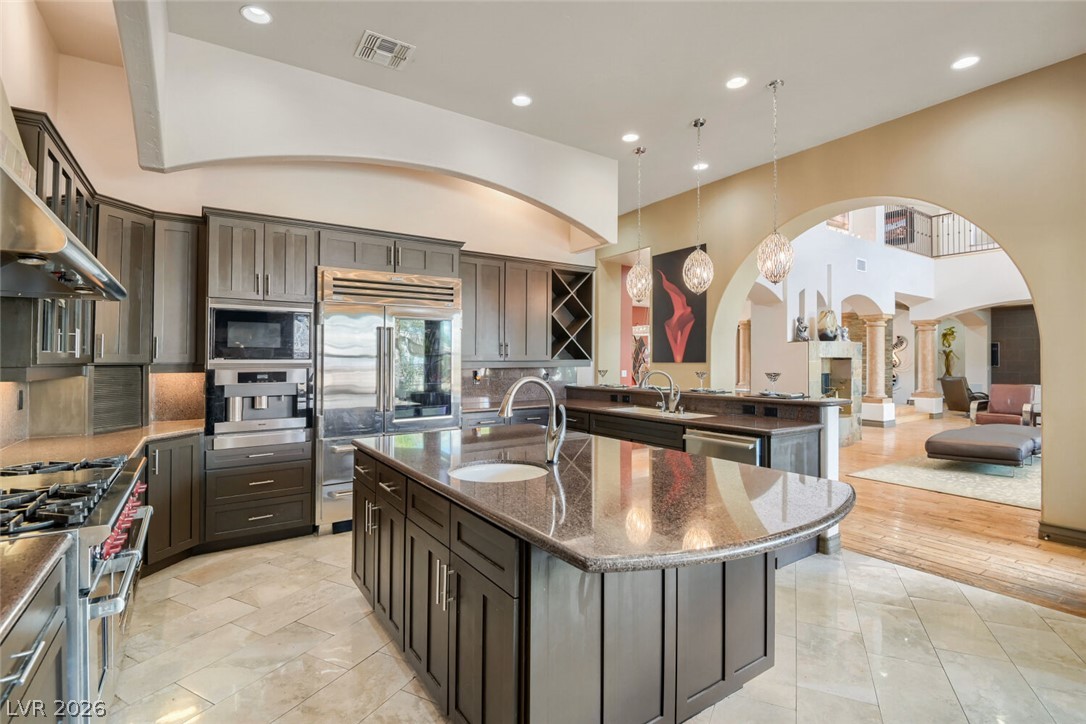2010 Shenley Court Las Vegas NV 89117