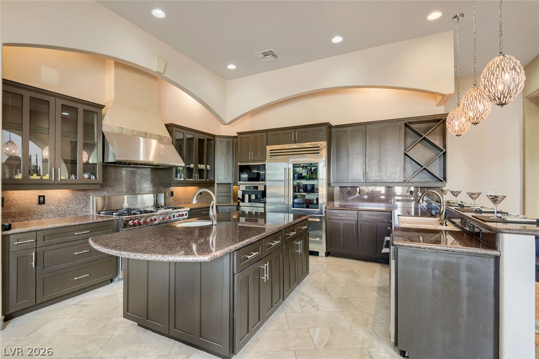 2010 Shenley Court Las Vegas NV 89117
