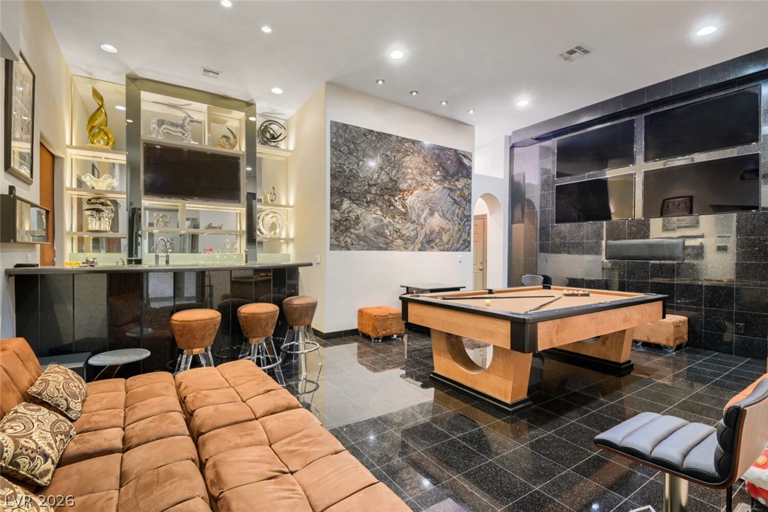 2010 Shenley Court Las Vegas NV 89117