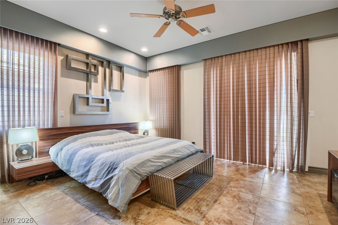 2010 Shenley Court Las Vegas NV 89117