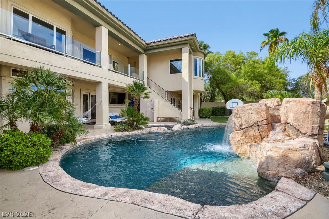 2010 Shenley Court Las Vegas NV 89117