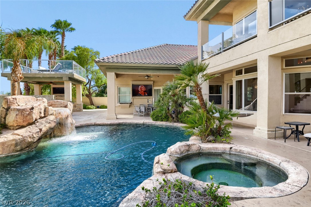 2010 Shenley Court Las Vegas NV 89117