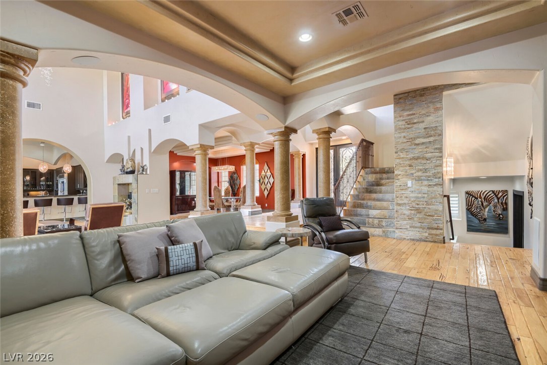 2010 Shenley Court Las Vegas NV 89117