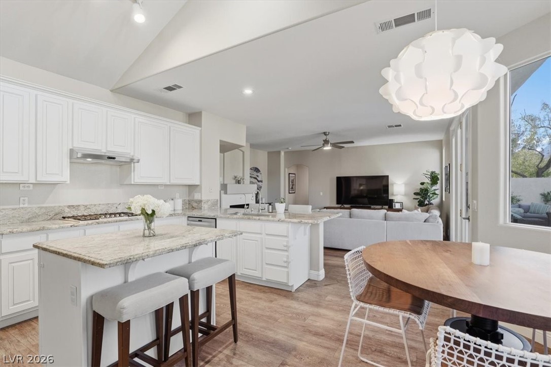10240 Glen Ora Avenue Las Vegas NV 89134