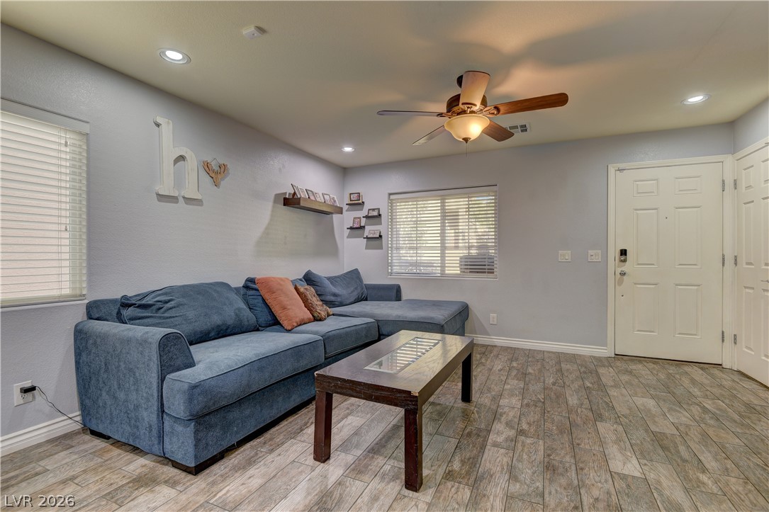 7633 Interlace Street Las Vegas NV 89149