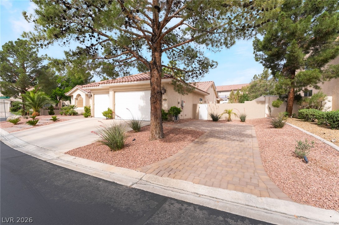 3991 Camelot Cove Street Las Vegas NV 89147