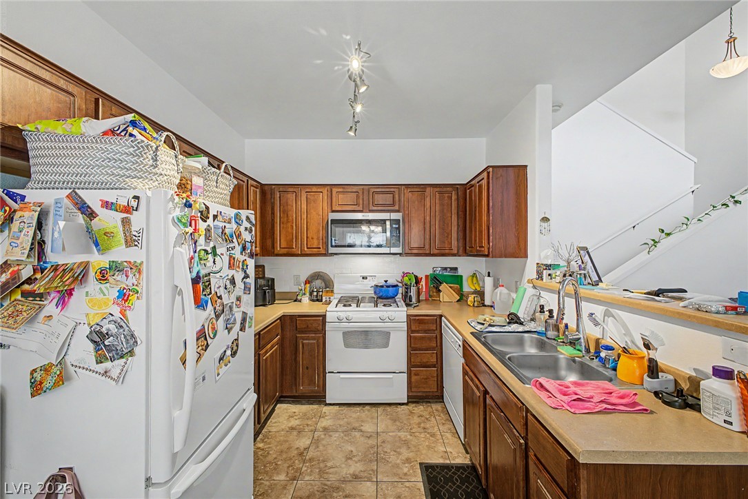 10514 Gold Shadow Avenue Las Vegas NV 89129