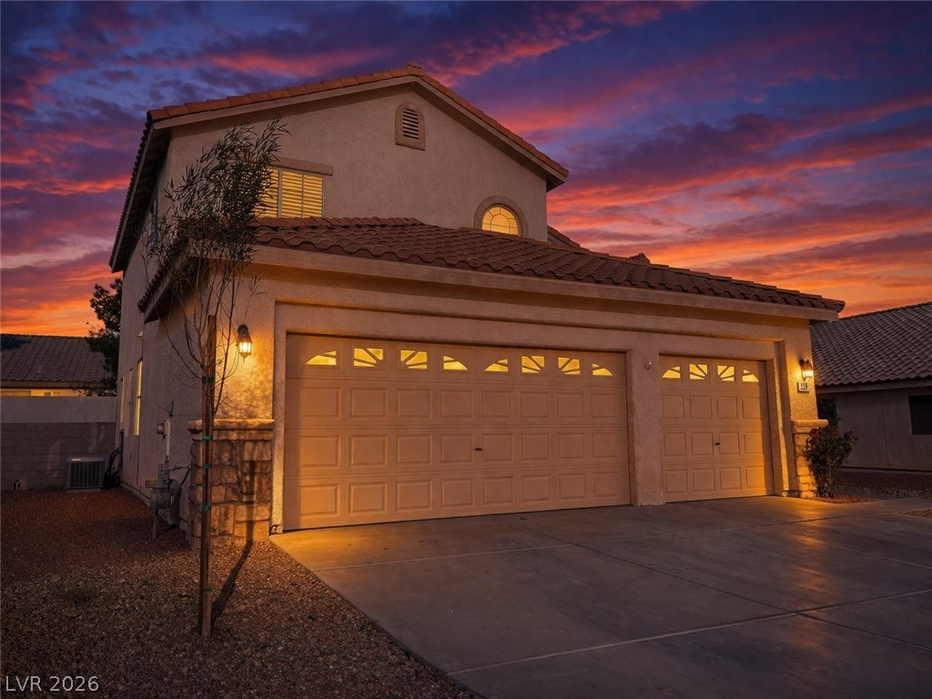 229 Paradise Bird Street Henderson NV 89074