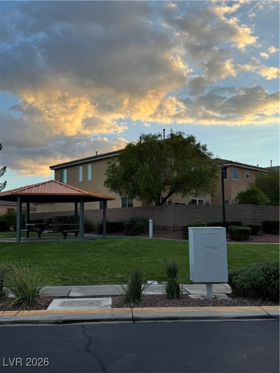 696 Yew Barrow Court Henderson NV 89011