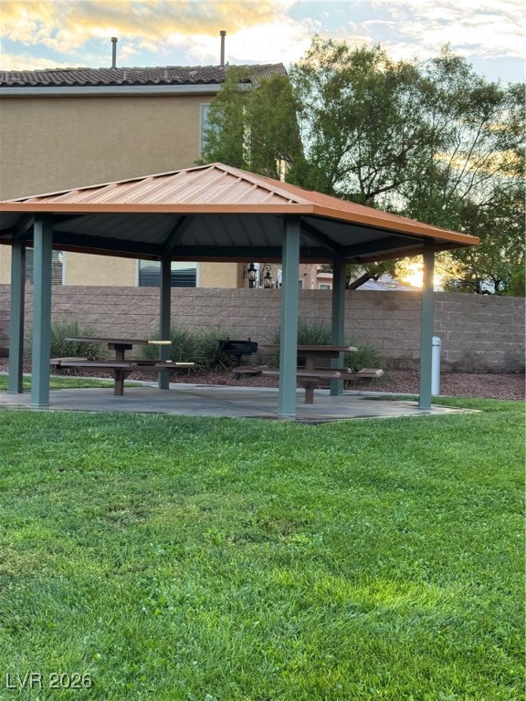 696 Yew Barrow Court Henderson NV 89011