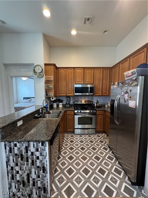 696 Yew Barrow Court Henderson NV 89011