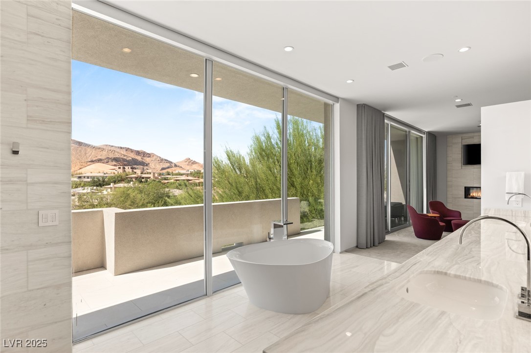 94 Hawk Ridge Drive Las Vegas NV 89135