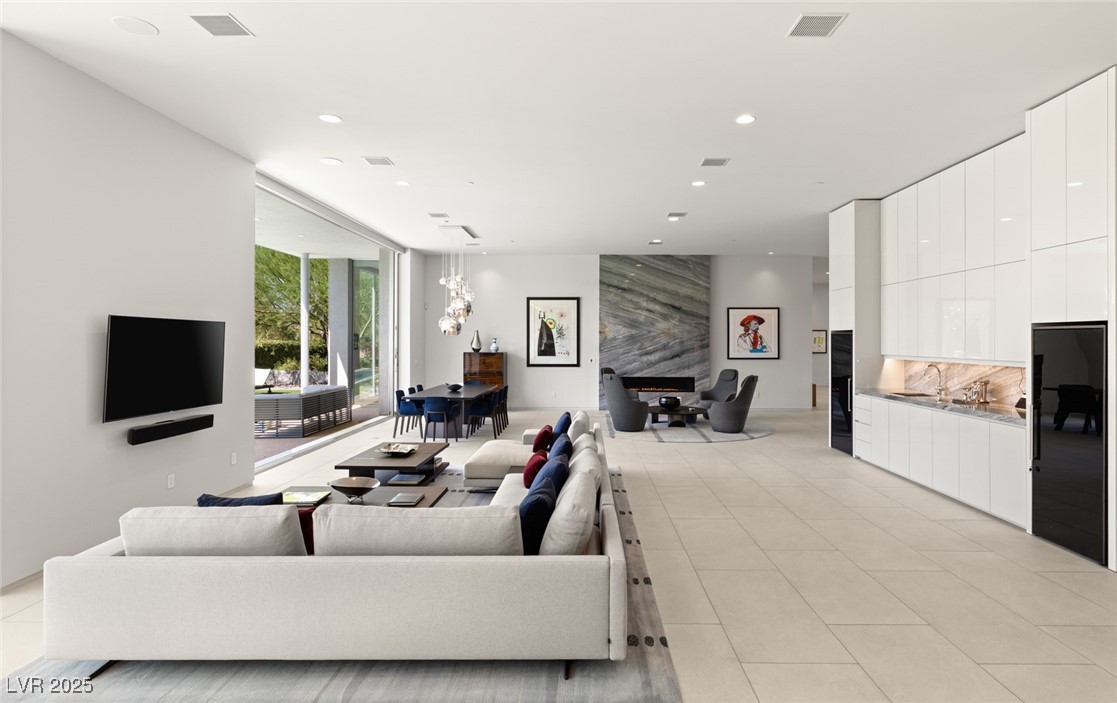 94 Hawk Ridge Drive Las Vegas NV 89135