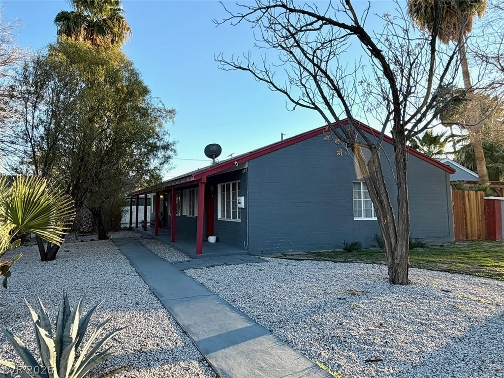 1622 Thelma Lane Las Vegas NV 89104