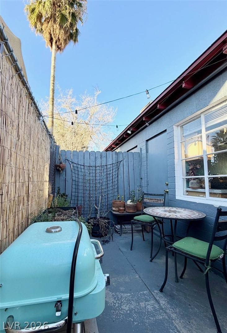 1622 Thelma Lane Las Vegas NV 89104