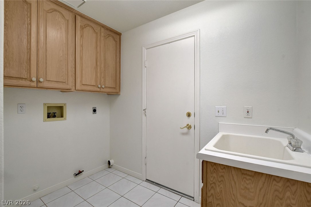 7901 Waterfalls Avenue Las Vegas NV 89128