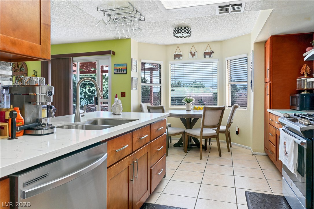 6205 Warm River Road Las Vegas NV 89108