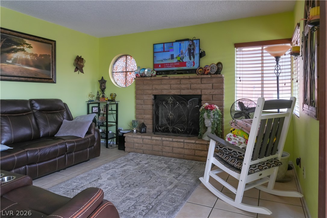 6205 Warm River Road Las Vegas NV 89108