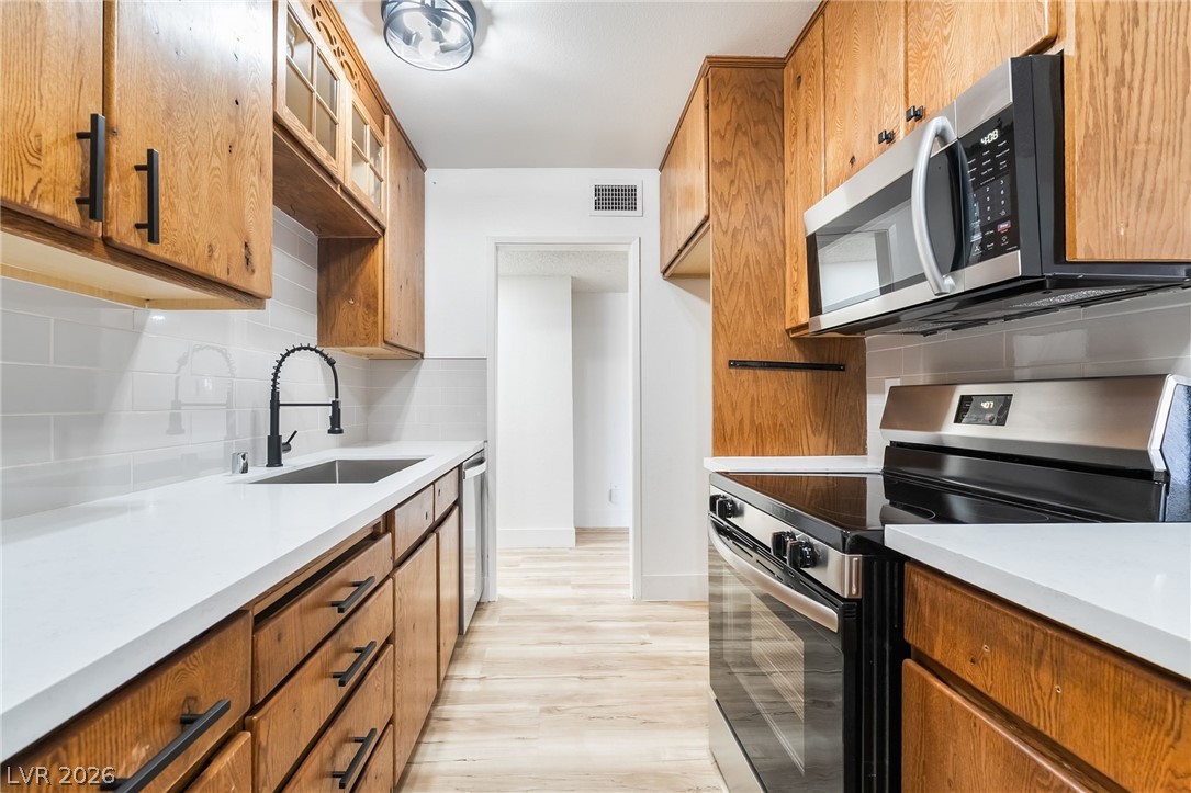 3256 Brentwood Street Las Vegas NV 89121
