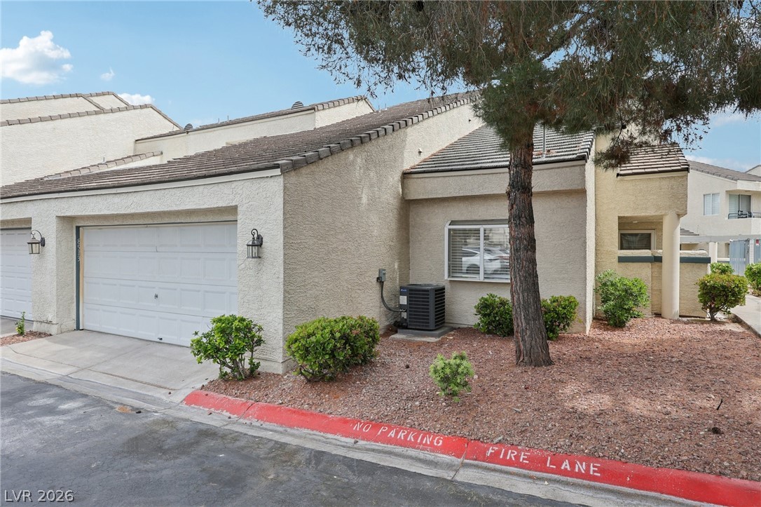 8913 Antioch Way Las Vegas NV 89117