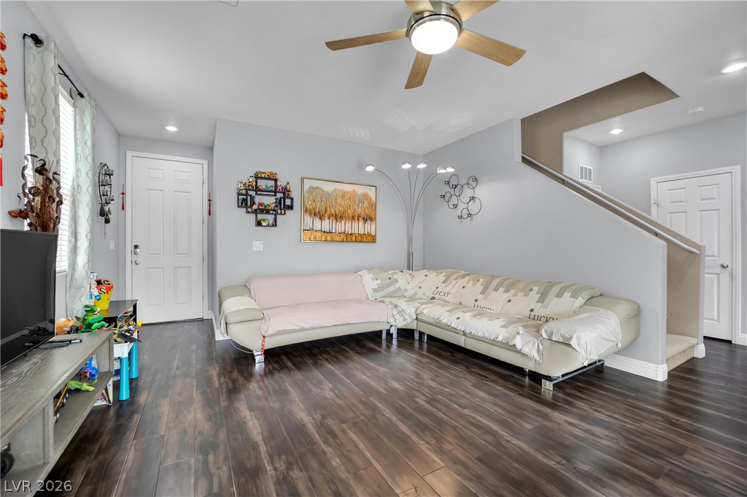 6450 Lovett Canyon Street Las Vegas NV 89148