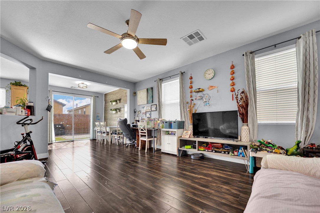 6450 Lovett Canyon Street Las Vegas NV 89148