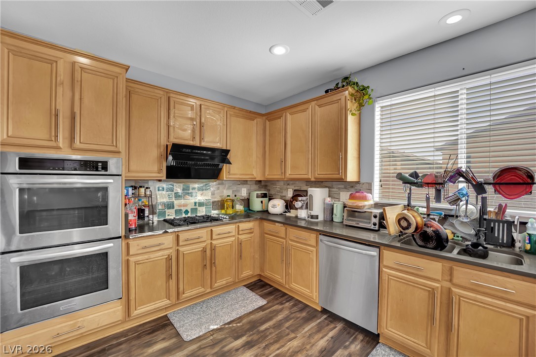 6450 Lovett Canyon Street Las Vegas NV 89148