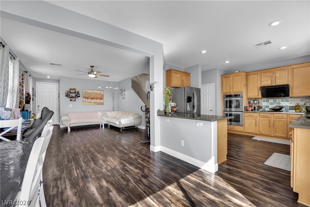 6450 Lovett Canyon Street Las Vegas NV 89148