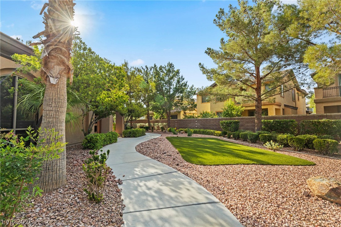 8220 Chimney Bluffs Street North Las Vegas NV 89085