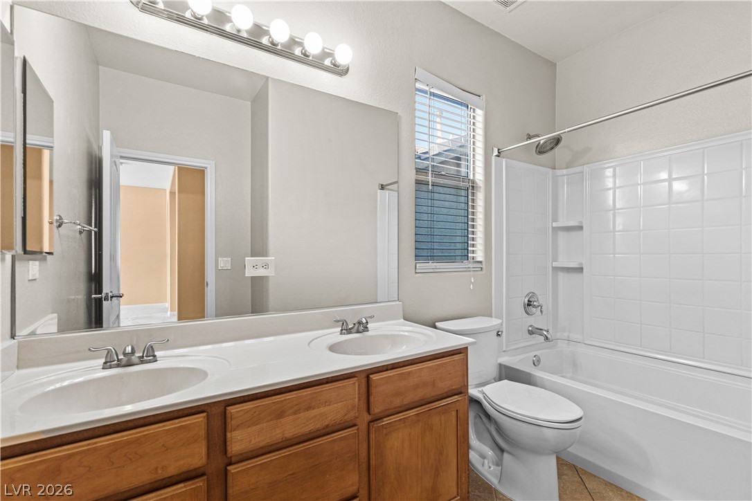 8220 Chimney Bluffs Street North Las Vegas NV 89085