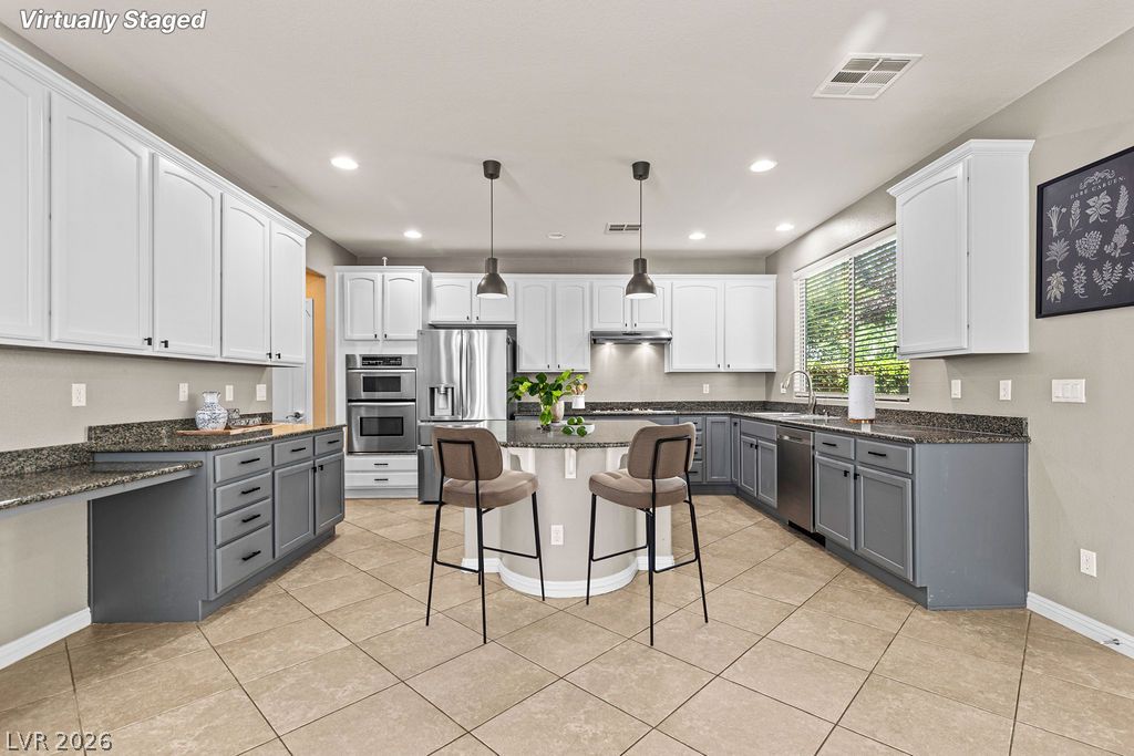 8220 Chimney Bluffs Street North Las Vegas NV 89085